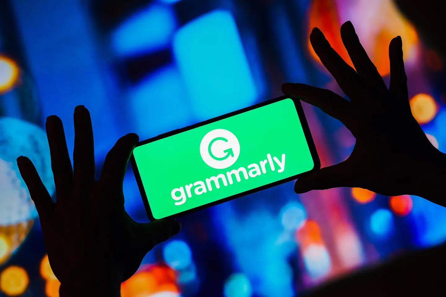 Hacks for Using Grammarly with AI Features